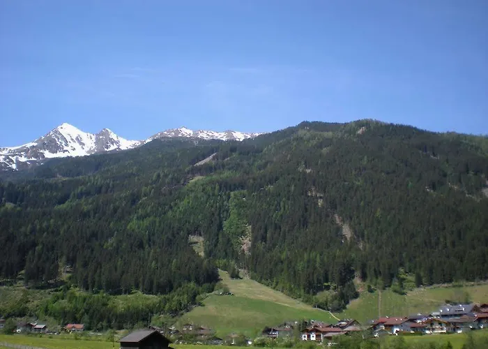 Peter Neustift im Stubaital