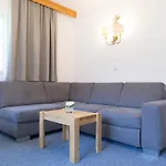 Peter Πανσιόν 4*